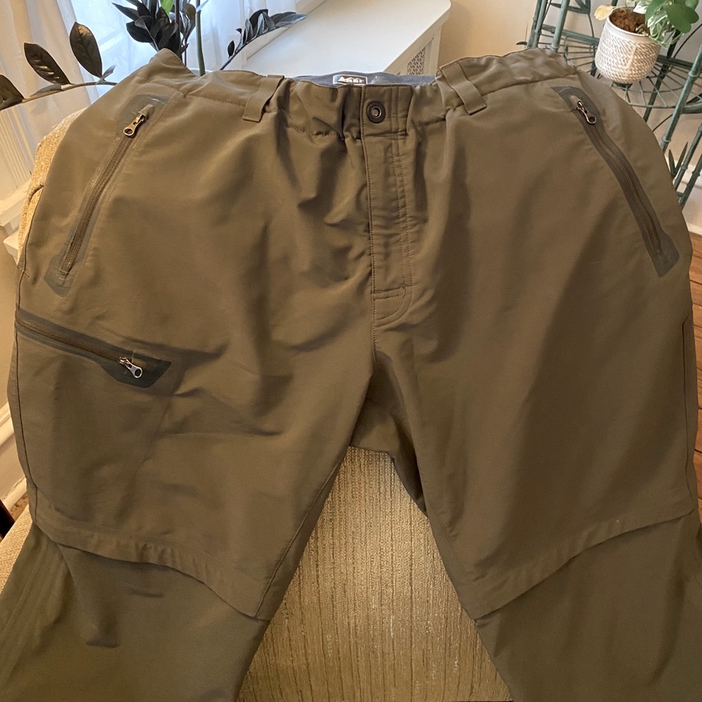 Men’s REI convertible hiking pants